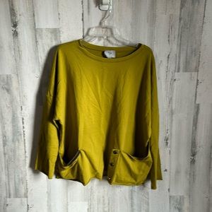 AA18 green long sleeve tee chxlet XL x-large extra large